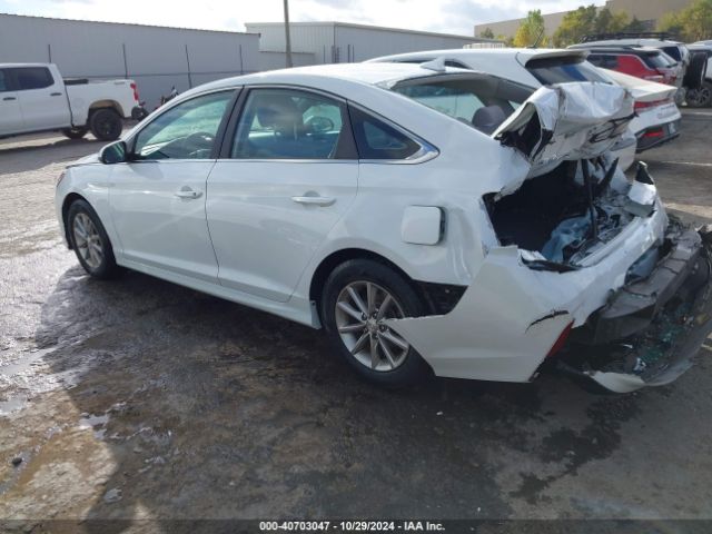 Photo 2 VIN: 5NPE24AF4JH623877 - HYUNDAI SONATA 