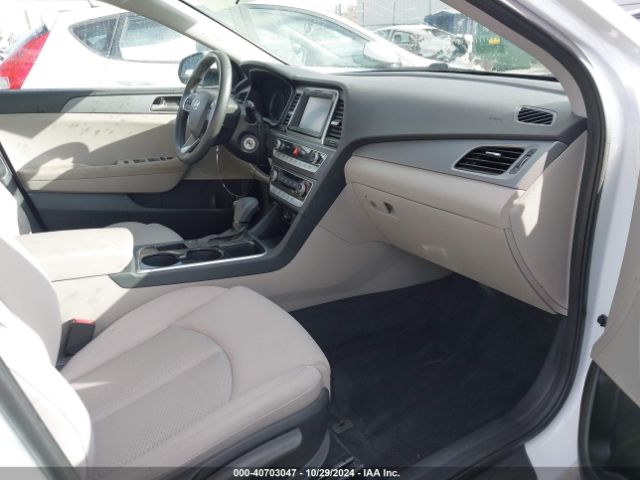 Photo 4 VIN: 5NPE24AF4JH623877 - HYUNDAI SONATA 