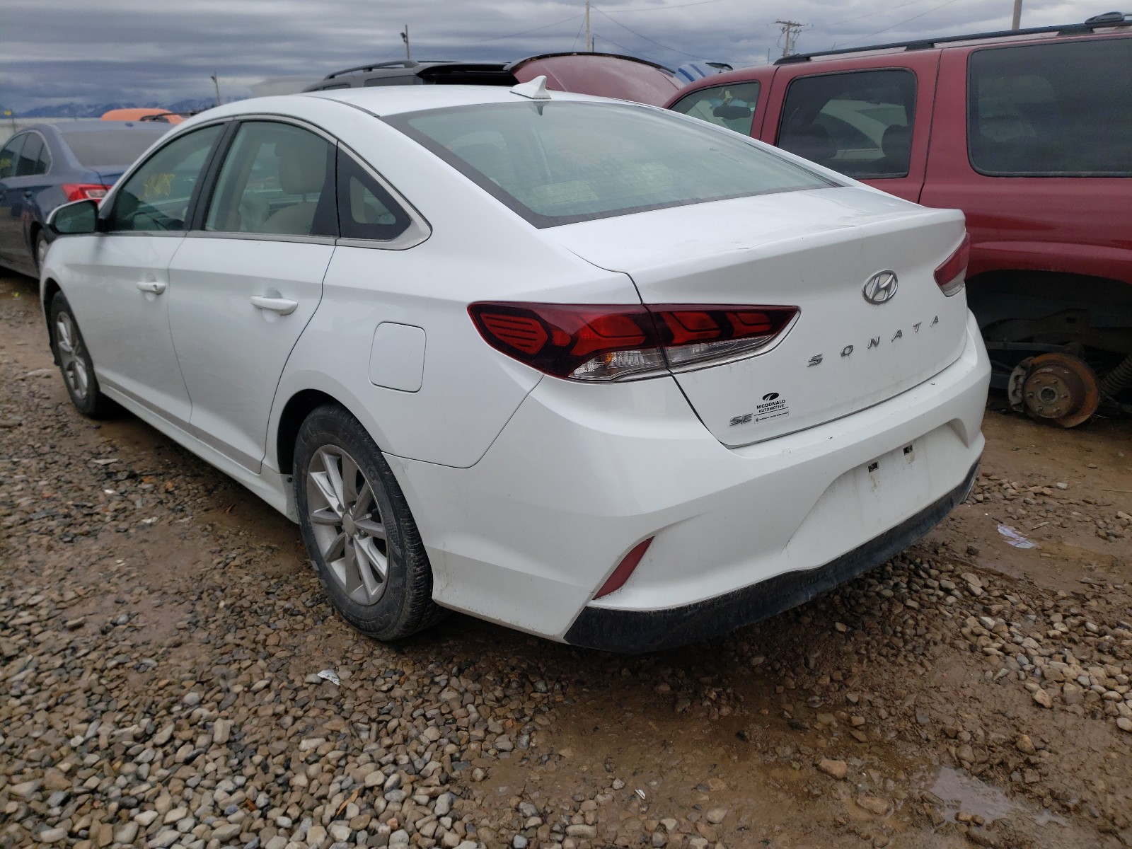 Photo 2 VIN: 5NPE24AF4JH629095 - HYUNDAI SONATA SE 