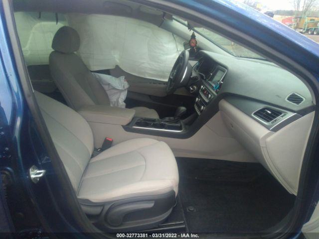 Photo 4 VIN: 5NPE24AF4JH647354 - HYUNDAI SONATA 