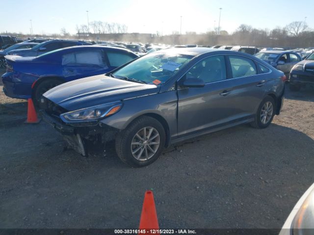 Photo 1 VIN: 5NPE24AF4JH667328 - HYUNDAI SONATA 