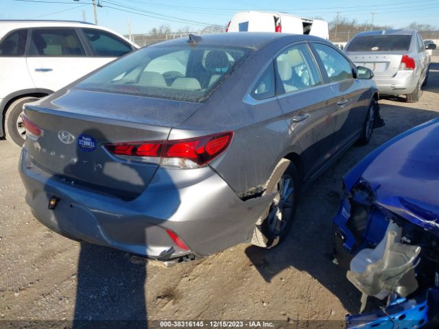 Photo 3 VIN: 5NPE24AF4JH667328 - HYUNDAI SONATA 