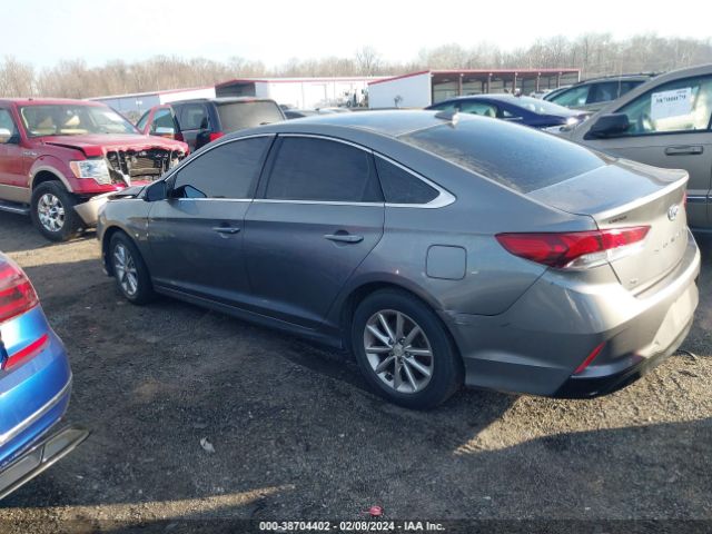 Photo 2 VIN: 5NPE24AF4JH680967 - HYUNDAI SONATA 