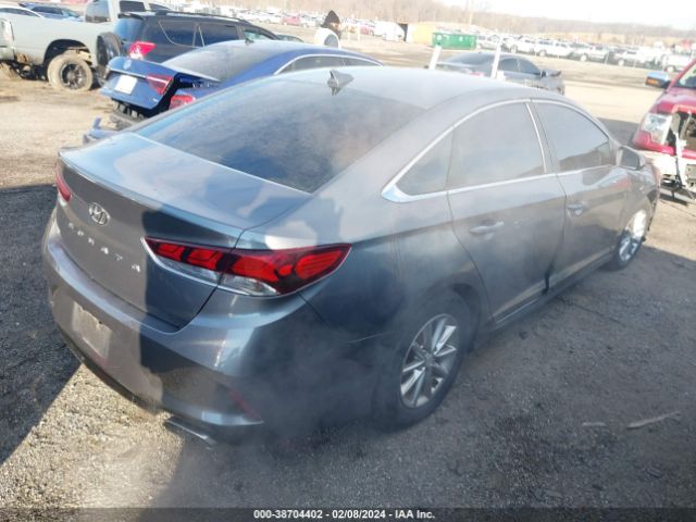 Photo 3 VIN: 5NPE24AF4JH680967 - HYUNDAI SONATA 