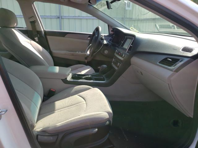 Photo 4 VIN: 5NPE24AF4JH685800 - HYUNDAI SONATA 