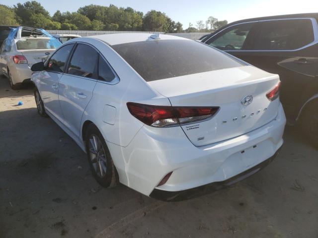 Photo 2 VIN: 5NPE24AF4JH698966 - HYUNDAI SONATA SE 