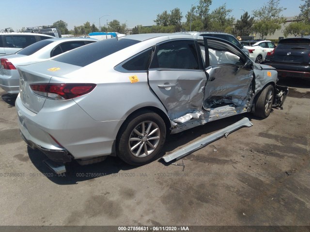 Photo 3 VIN: 5NPE24AF4JH700439 - HYUNDAI SONATA 