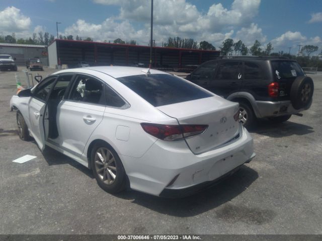 Photo 2 VIN: 5NPE24AF4JH705494 - HYUNDAI SONATA 