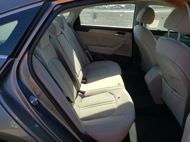 Photo 5 VIN: 5NPE24AF4KH739839 - HYUNDAI SONATA SE 