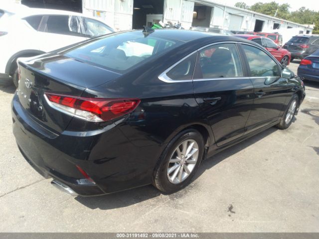 Photo 3 VIN: 5NPE24AF4KH750467 - HYUNDAI SONATA 