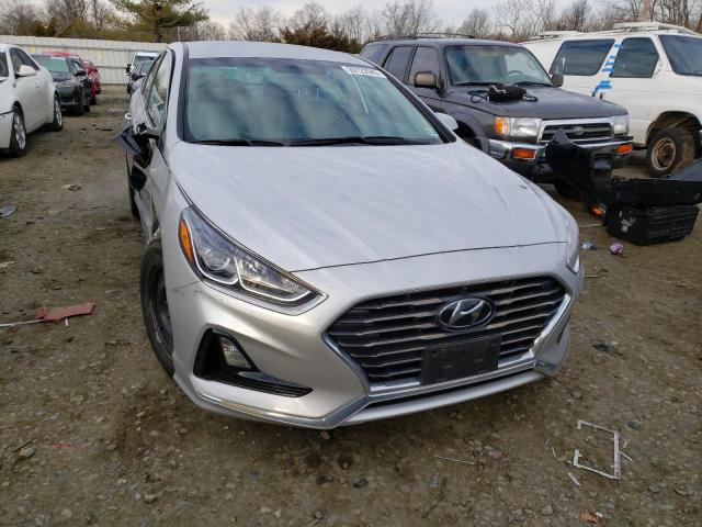 Photo 4 VIN: 5NPE24AF4KH753689 - HYUNDAI SONATA SE 