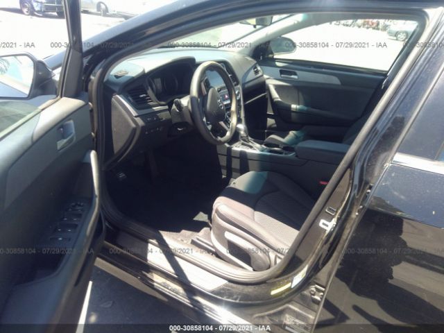 Photo 4 VIN: 5NPE24AF4KH761775 - HYUNDAI SONATA 