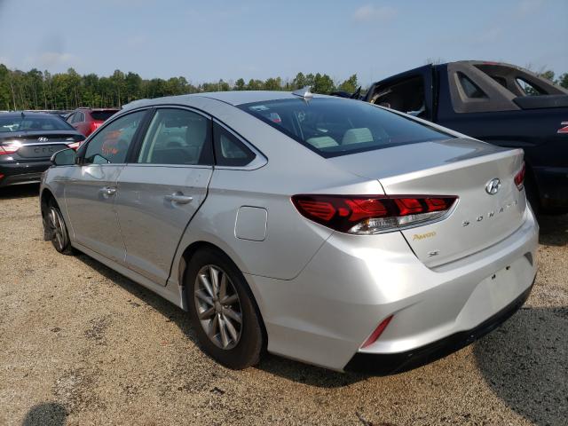 Photo 2 VIN: 5NPE24AF4KH766717 - HYUNDAI SONATA SE 