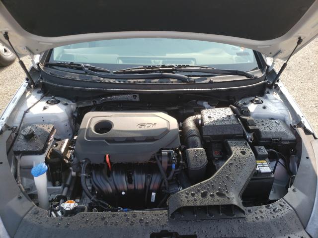 Photo 6 VIN: 5NPE24AF4KH766717 - HYUNDAI SONATA SE 