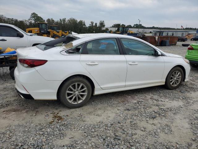 Photo 2 VIN: 5NPE24AF4KH772369 - HYUNDAI SONATA SE 