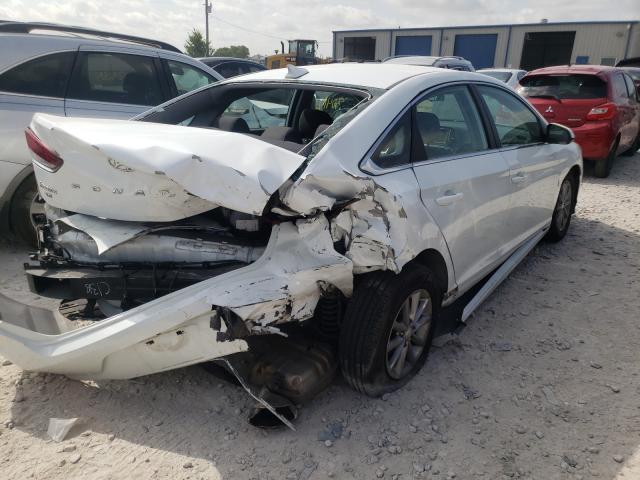 Photo 3 VIN: 5NPE24AF4KH785297 - HYUNDAI SONATA SE 