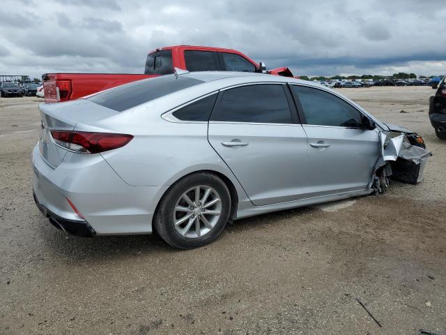 Photo 2 VIN: 5NPE24AF4KH792475 - HYUNDAI SONATA SE 