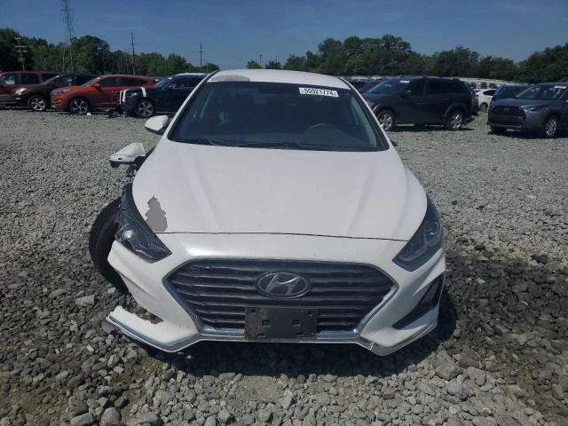 Photo 4 VIN: 5NPE24AF4KH796784 - HYUNDAI SONATA SE 
