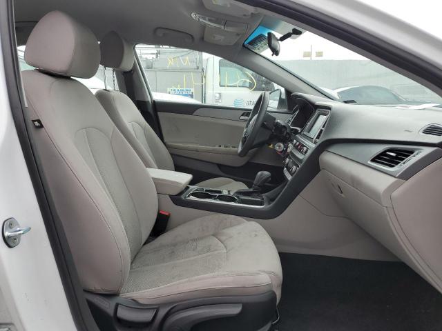 Photo 4 VIN: 5NPE24AF4KH799197 - HYUNDAI SONATA SE 