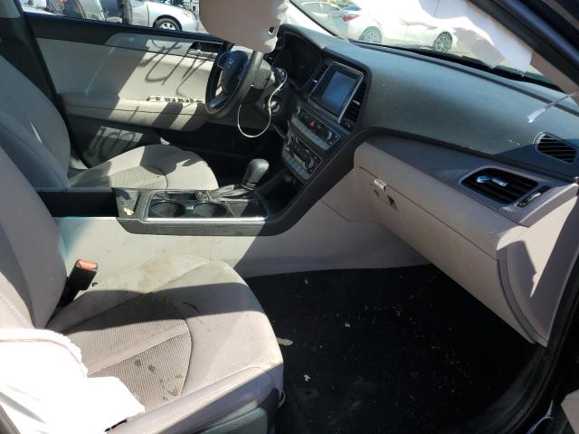 Photo 4 VIN: 5NPE24AF4KH807475 - HYUNDAI SONATA SE 