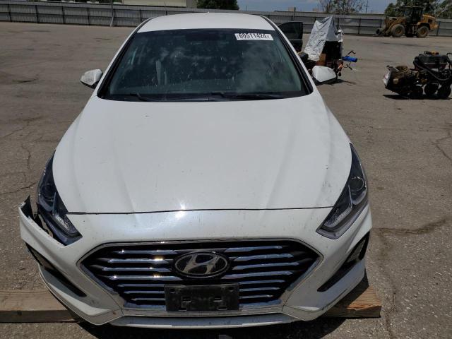 Photo 4 VIN: 5NPE24AF4KH814930 - HYUNDAI SONATA 