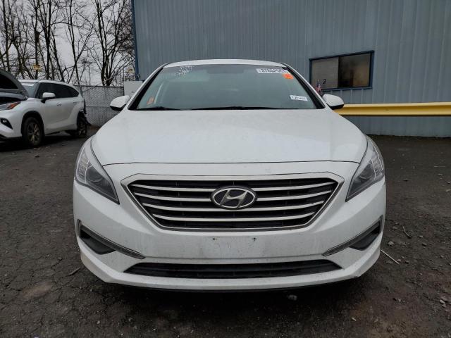 Photo 4 VIN: 5NPE24AF5FH002820 - HYUNDAI SONATA SE 