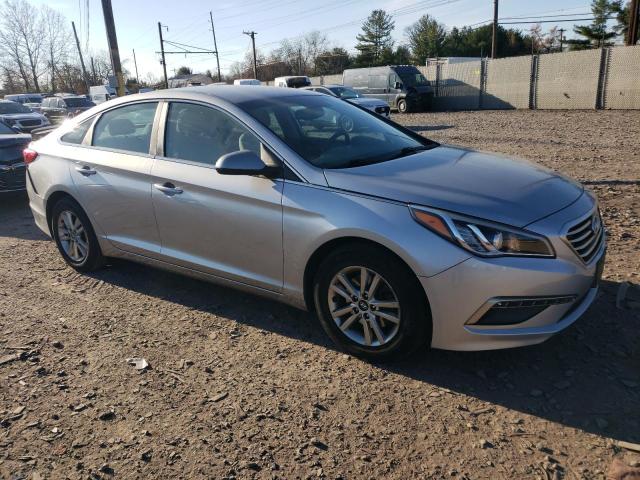 Photo 3 VIN: 5NPE24AF5FH007063 - HYUNDAI SONATA SE 