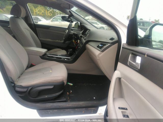 Photo 4 VIN: 5NPE24AF5FH022050 - HYUNDAI SONATA 