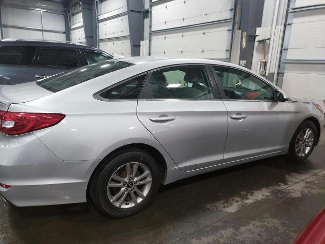 Photo 8 VIN: 5NPE24AF5FH030665 - HYUNDAI SONATA SE 