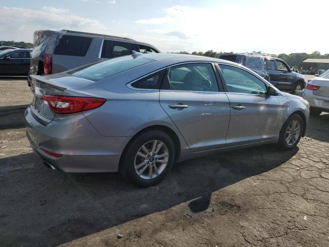 Photo 2 VIN: 5NPE24AF5FH033288 - HYUNDAI SONATA SE 