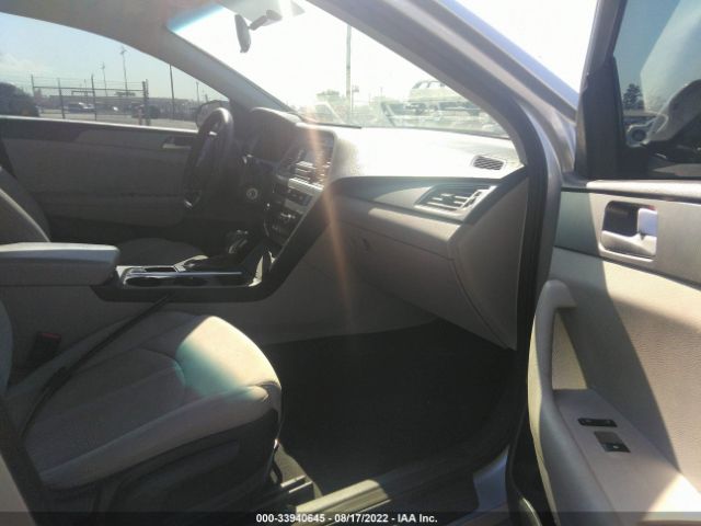 Photo 4 VIN: 5NPE24AF5FH038457 - HYUNDAI SONATA 