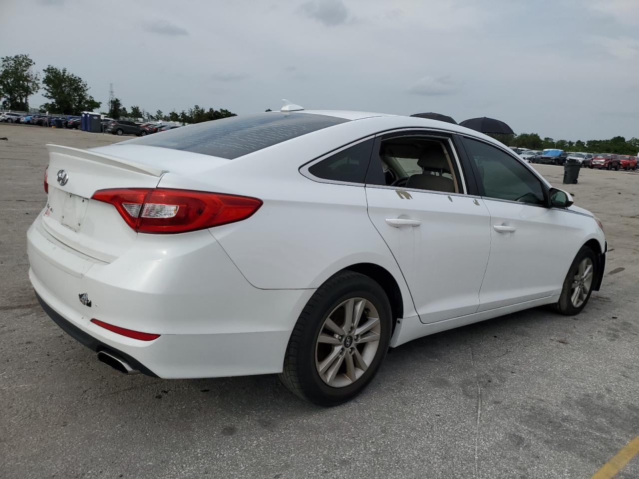 Photo 2 VIN: 5NPE24AF5FH046607 - HYUNDAI SONATA 