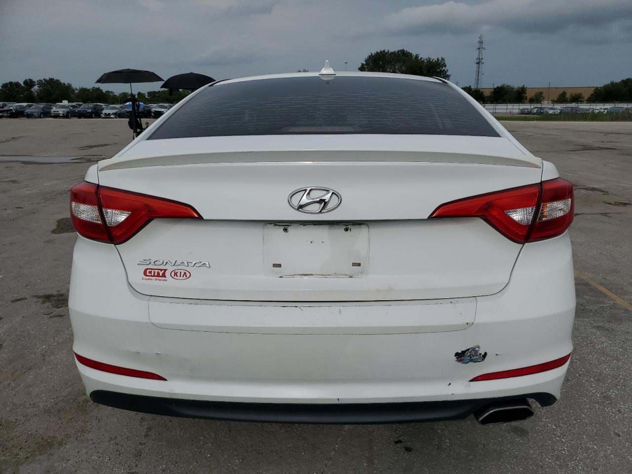 Photo 5 VIN: 5NPE24AF5FH046607 - HYUNDAI SONATA 