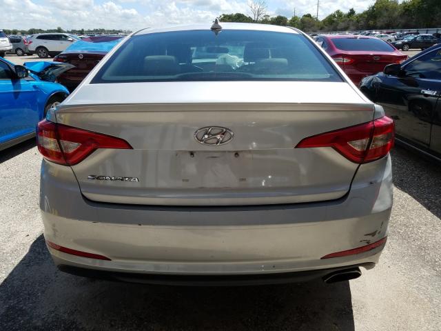 Photo 8 VIN: 5NPE24AF5FH046803 - HYUNDAI SONATA SE 