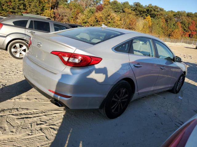 Photo 2 VIN: 5NPE24AF5FH087335 - HYUNDAI SONATA SE 