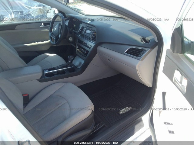 Photo 4 VIN: 5NPE24AF5FH125789 - HYUNDAI SONATA 