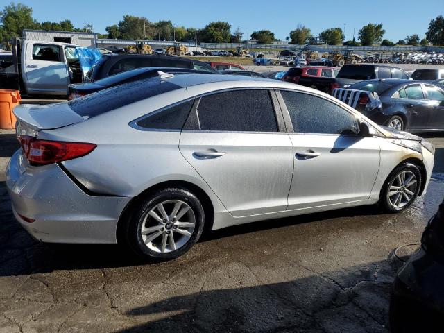 Photo 2 VIN: 5NPE24AF5FH133360 - HYUNDAI SONATA SE 