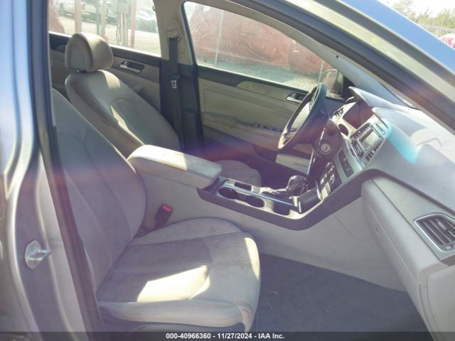 Photo 4 VIN: 5NPE24AF5FH163071 - HYUNDAI SONATA 