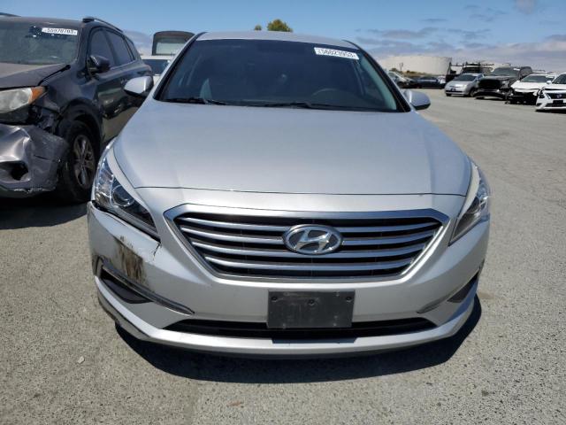 Photo 4 VIN: 5NPE24AF5FH165953 - HYUNDAI SONATA SE 