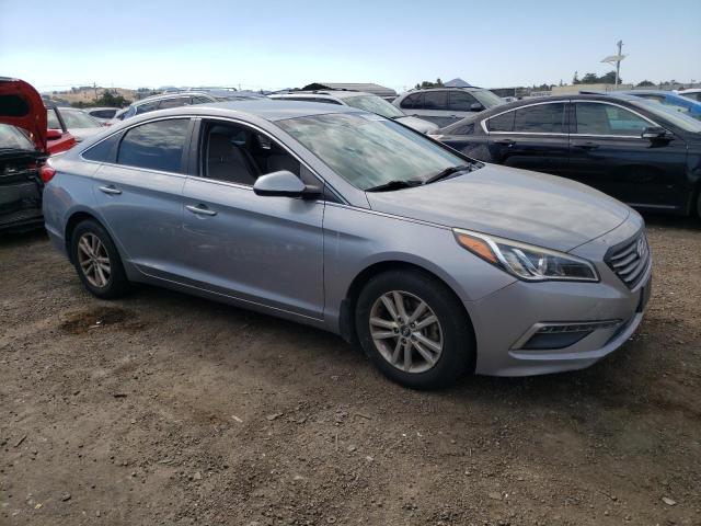 Photo 3 VIN: 5NPE24AF5FH178301 - HYUNDAI SONATA SE 