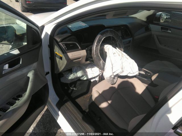 Photo 4 VIN: 5NPE24AF5FH183546 - HYUNDAI SONATA 