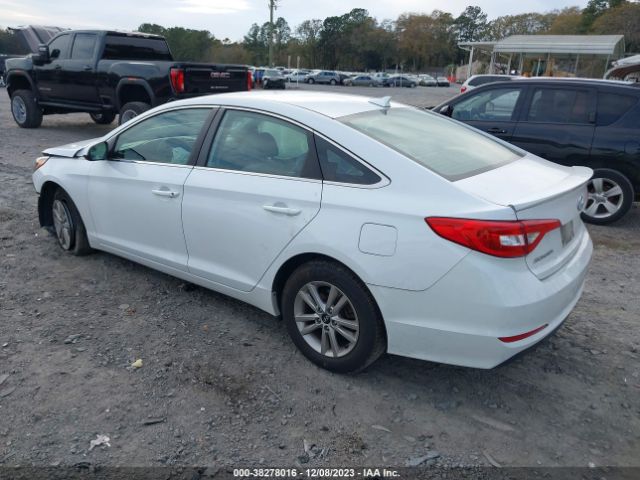 Photo 2 VIN: 5NPE24AF5FH184616 - HYUNDAI SONATA 