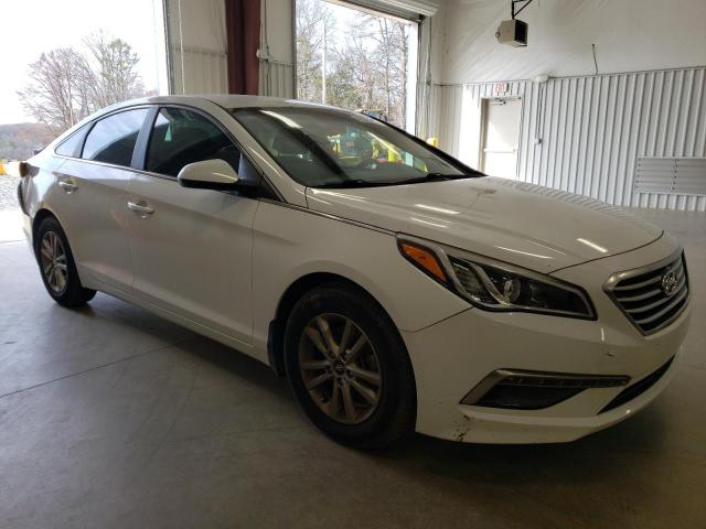 Photo 3 VIN: 5NPE24AF5FH184678 - HYUNDAI SONATA SE 