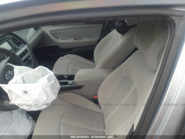 Photo 4 VIN: 5NPE24AF5FH185216 - HYUNDAI SONATA 