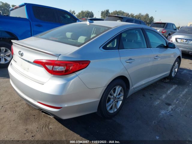 Photo 3 VIN: 5NPE24AF5FH201320 - HYUNDAI SONATA 