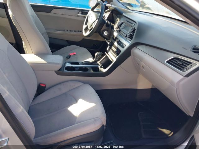 Photo 4 VIN: 5NPE24AF5FH201320 - HYUNDAI SONATA 