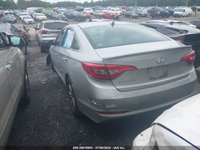 Photo 2 VIN: 5NPE24AF5FH207439 - HYUNDAI SONATA 