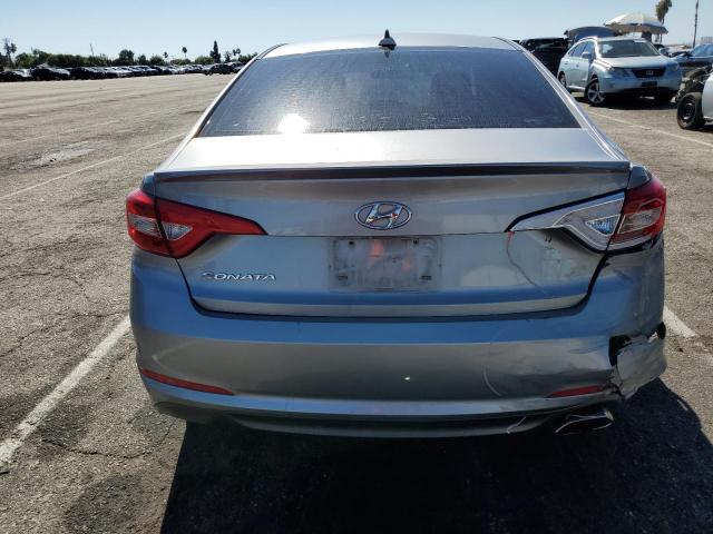 Photo 5 VIN: 5NPE24AF5FH217212 - HYUNDAI SONATA SE 