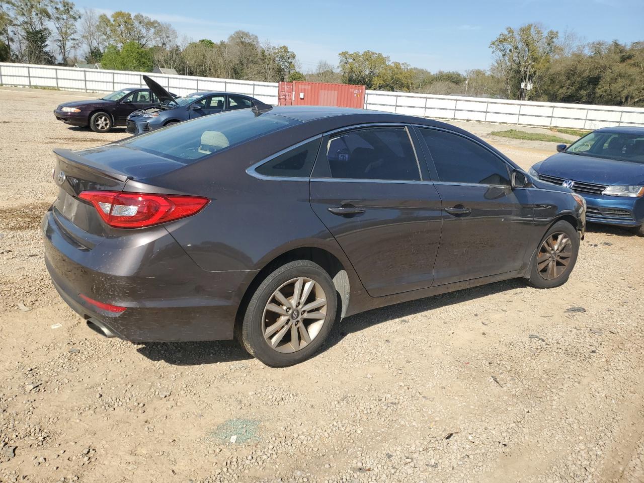 Photo 2 VIN: 5NPE24AF5FH218957 - HYUNDAI SONATA 