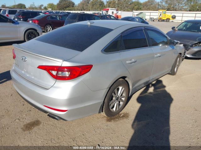 Photo 3 VIN: 5NPE24AF5FH220725 - HYUNDAI SONATA 